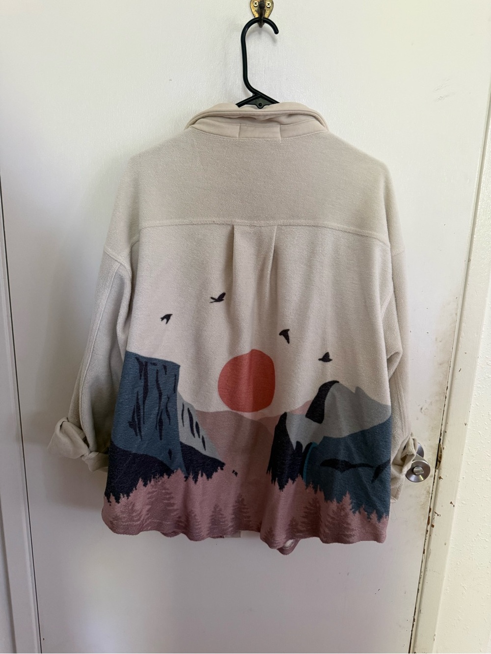 Wondery Cream Overshirt Shacket with Pink and Blue Scenic Hem - Picture 3 of 3